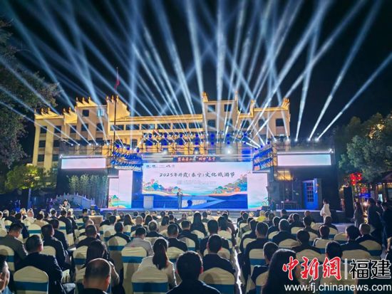 图为活动现场。雷朝良摄 图为活动现场。雷朝良摄