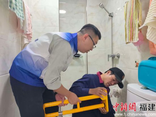 ̨°ûÉè¼ÆÊ¦ÁÖ½ÜÃñ£¨×ó£©Èë»§²ÎÓëÊÊÀÏ»¯Î¢¸ÄÔì¡£ÈÄÂóä¿ Éã ̨°ûÉè¼ÆÊ¦ÁÖ½ÜÃñ£¨×ó£©Èë»§²ÎÓëÊÊÀÏ»¯Î¢¸ÄÔì¡£ÈÄÂóä¿ Éã