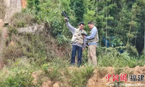 ÈýÃ÷ÊÐÎÞÏßµç¹ÜÀí¾Ö¼¼ÊõÈËÔ±·ÖÎö¶¨Î»¸ÉÈÅÔ´ ÈýÃ÷ÊÐÎÞÏßµç¹ÜÀí¾Ö¼¼ÊõÈËÔ±·ÖÎö¶¨Î»¸ÉÈÅÔ´