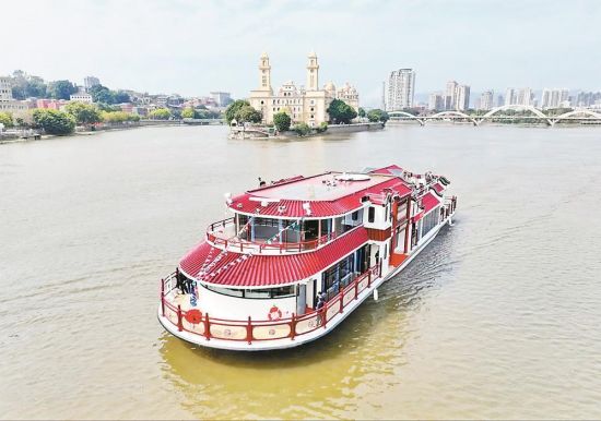 纯电动游船“闽江会客厅” 纯电动游船“闽江会客厅”