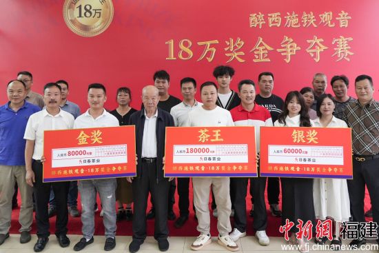 ¡¡¡¡°ä½±ÒÇʽ¡£ ¡¡¡¡°ä½±ÒÇʽ¡£