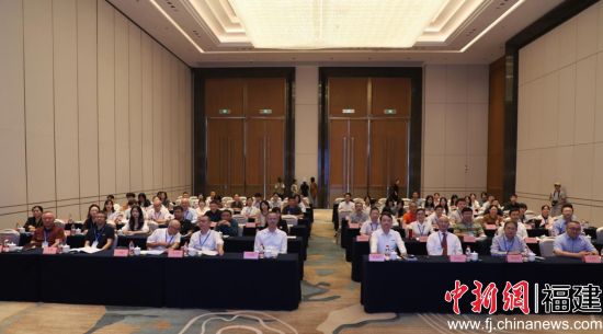 ¡¡¡¡½üÈÕ£¬ÊÀ½çÃöÄÏÎÄ»¯½»Á÷ÓëÎÄÏ××ÊÔ´½¨ÉèÑÐÌÖ»áÔÚÕÄÖÝÕÙ¿ª£¬Í¼ÎªÑÐÌÖ»áÏÖ³¡¡£ÕÄÖÝÎÀÉúְҵѧԺ¹©Í¼ ¡¡¡¡½üÈÕ£¬ÊÀ½çÃöÄÏÎÄ»¯½»Á÷ÓëÎÄÏ××ÊÔ´½¨ÉèÑÐÌÖ»áÔÚÕÄÖÝÕÙ¿ª£¬Í¼ÎªÑÐÌÖ»áÏÖ³¡¡£ÕÄÖÝÎÀÉúְҵѧԺ¹©Í¼