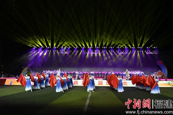 ´óÐ͸èÎè±íÑÝ¡¶³¬Ô½ÃÎÏë Ñï·«Æðº½¡· ½¯×æµÂ Éã ´óÐ͸èÎè±íÑÝ¡¶³¬Ô½ÃÎÏë Ñï·«Æðº½¡· ½¯×æµÂ Éã