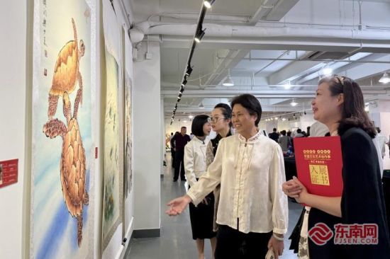 Õ¹ÀÀÏÖ³¡£¨¶«ÄÏÍø¼ÇÕß ÀîÁØ É㣩 Õ¹ÀÀÏÖ³¡£¨¶«ÄÏÍø¼ÇÕß ÀîÁØ É㣩