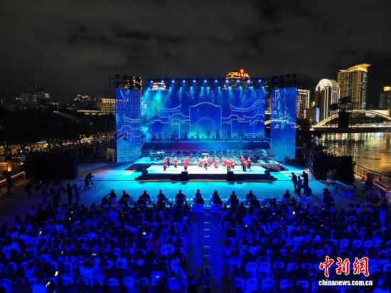 图为演出现场。路明 供图 图为演出现场。路明 供图