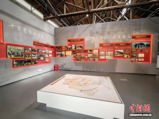 Öйú¸ßУ¿¹Õ½Ç¨áã³ÂÁйÝÒ»½Ç¡£À׳¯Á¼ Éã Öйú¸ßУ¿¹Õ½Ç¨áã³ÂÁйÝÒ»½Ç¡£À׳¯Á¼ Éã