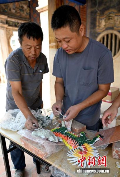 ͼΪ115գº()ʹӳ¾ɵ  