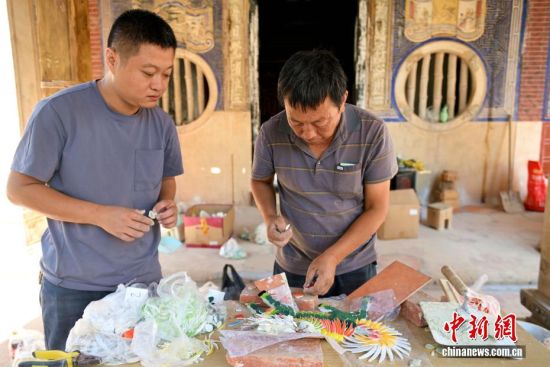 ͼΪ115գº()ʹӳ¾()ɵ  