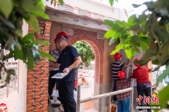 ͼΪ1023գºһȡ®ºʾһγĴݶӣӡӼϱͬĴԴ˺幤ͷΣҸר  