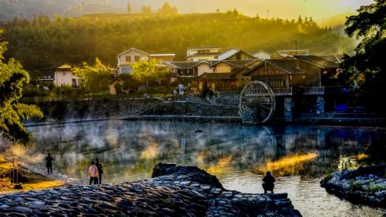 ¡¡¡¡ÔÆË®Ò¥³¿êØ¡£ÉãÓ°£ºÕÄÖ¾¼á ¡¡¡¡ÔÆË®Ò¥³¿êØ¡£ÉãÓ°£ºÕÄÖ¾¼á