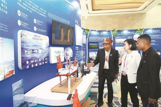 ߹20ĺѳΪٽĸ߶ƽ̨ͼ/  㣩