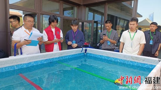 图为比赛现场上演“海洋+科技”创新盛宴。廖珍妹 摄 图为比赛现场上演“海洋+科技”创新盛宴。廖珍妹 摄