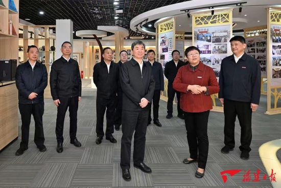 27日,周祖翼在福建华南女子职业学院调研。 27日,周祖翼在福建华南女子职业学院调研。