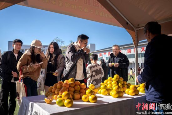 活动现场。 活动现场。