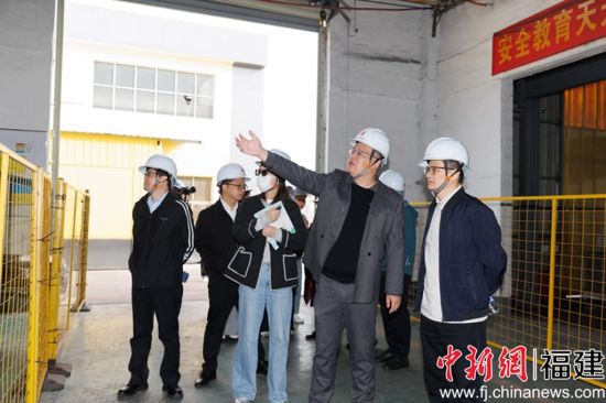 µ÷ÑÐÏÖ³¡¡£ÌÀË´±òÉã µ÷ÑÐÏÖ³¡¡£ÌÀË´±òÉã