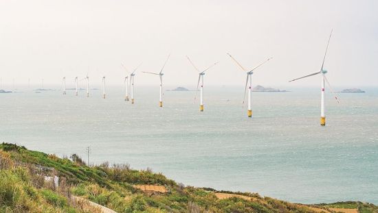 ƽ̶º£ÉÏ·çµçÉèÊ©ÁÖÁ¢¡£ ½Ðźã Éã Æ½Ì¶º£ÉÏ·çµçÉèÊ©ÁÖÁ¢¡£ ½Ðźã Éã