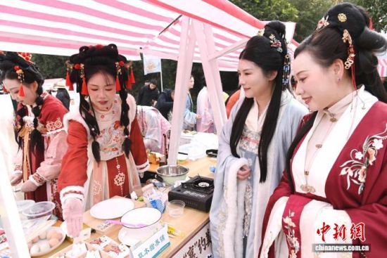 ÏåÑôÊÐÖÐÒ½Ò½ÔºÍŶӽéÉÜÒ©ÉÅÖÆÆ·¡£ÑîÎľü Éã ÏåÑôÊÐÖÐÒ½Ò½ÔºÍŶӽéÉÜÒ©ÉÅÖÆÆ·¡£ÑîÎľü Éã