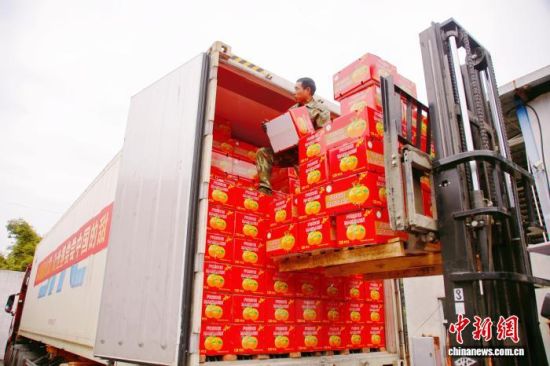 ͼΪ¸ÌéÙ×°³µ¡£Öì³Çîñ Éã ͼΪ¸ÌéÙ×°³µ¡£Öì³Çîñ Éã