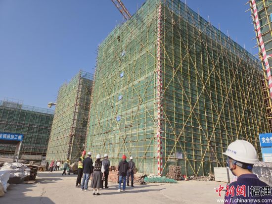 ¡¡¡¡Ú¯°²¹¤ÒµÔ°Çø»ù´¡ÉèÊ©ÏîÄ¿(Ò»ÆÚ)½¨ÉèÏÖ³¡¡£Ò¶ÒÕÁÕ Éã ¡¡¡¡Ú¯°²¹¤ÒµÔ°Çø»ù´¡ÉèÊ©ÏîÄ¿(Ò»ÆÚ)½¨ÉèÏÖ³¡¡£Ò¶ÒÕÁÕ Éã