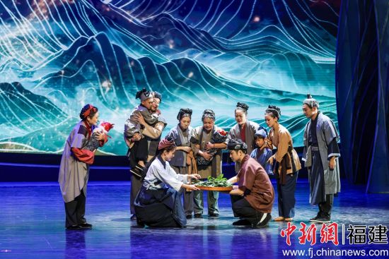 音舞诗画《情常在》演出现场。李庆如 摄 音舞诗画《情常在》演出现场。李庆如 摄