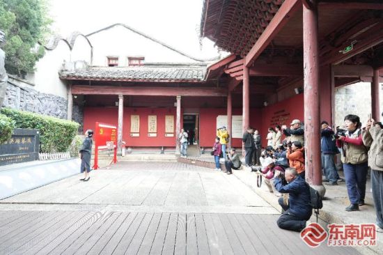 »î¶¯ÏÖ³¡¡£¶«ÄÏÍø¼ÇÕß ÅËÔÂÈÝ É㠻ÏÖ³¡¡£¶«ÄÏÍø¼ÇÕß ÅËÔÂÈÝ Éã