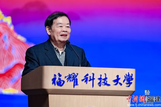 福耀玻璃工业集团创始人、终身荣誉董事长曹德旺 福耀玻璃工业集团创始人、终身荣誉董事长曹德旺