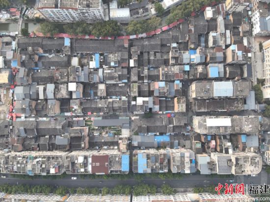 古田县最大的大栋厝连片聚集区——文安社区。陈红专 摄 古田县最大的大栋厝连片聚集区——文安社区。陈红专 摄