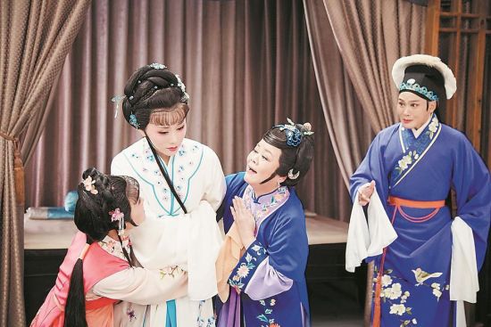 剧照 李铁男 摄 剧照 李铁男 摄