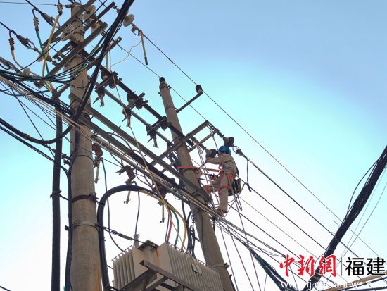 ���������������칤�̽����С�