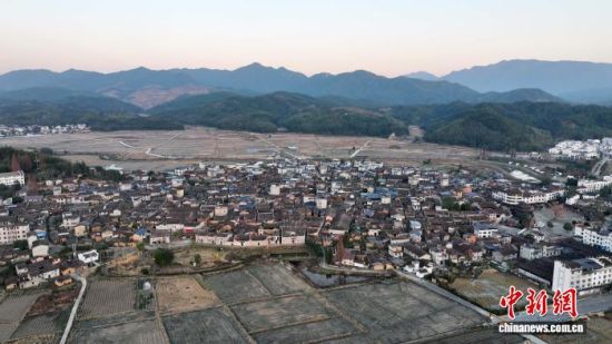 ͼΪ��ƽ���򱣴���õ�����Ž���Ⱥ��(���˻�����)���� ��