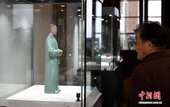 ͼΪ��ɵ�����Ʒ��һ�����¡��������ڡ���������� ���� ��