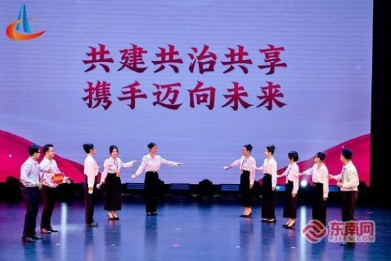 2025�����Ӣ�ֵ�������������ɴ����ֳ������췽��ͼ��