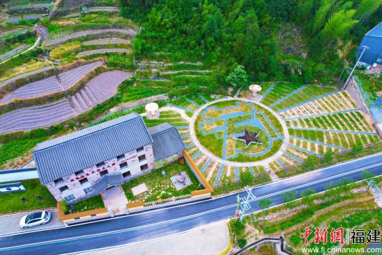 航拍劳模馆及农耕体验基地。乍洋乡 供图 航拍劳模馆及农耕体验基地。乍洋乡 供图