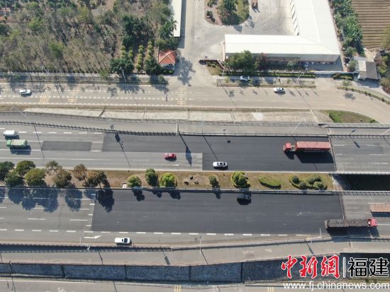 ͼΪ����ֺ����ι��̵� G319��̨������һ���������й�·��ҵ��չ����̨���������Ĺ�ͼ