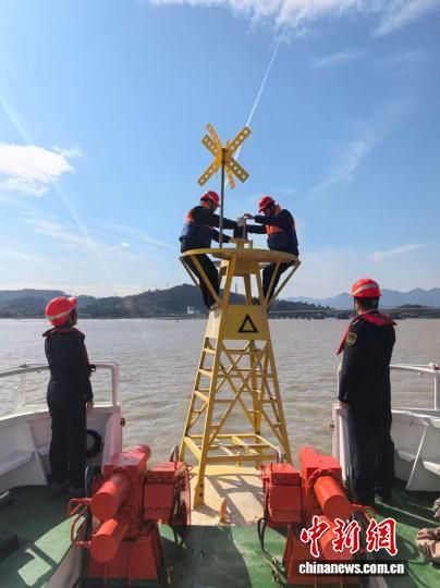 ͼΪ���ޡ����ݺ��괦��ͼ