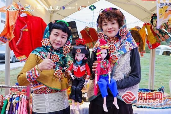 ��Ů����չʾ�����췽 ��ͼ