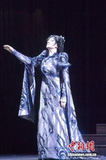 图为《图兰朵》剧照。(厦门闽南大戏院 供图) 图为《图兰朵》剧照。(厦门闽南大戏院 供图)