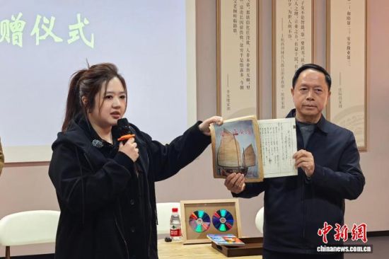 1��9�գ�̨������ý���˵��Q(��)���й���̨Ե����ݾ������׼����游�ָ塣���������� ��� ��