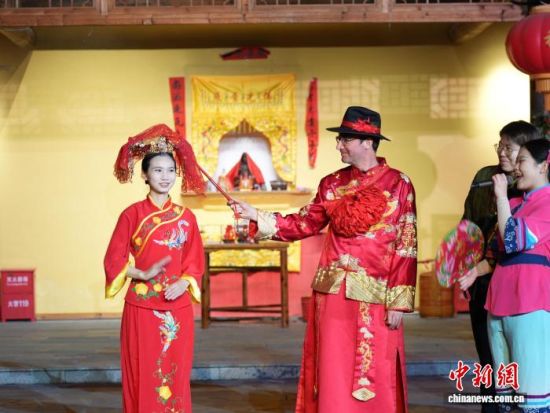 Å·ÖÞÍøºì´óVÌåÑé¿Í¼ÒÖÐʽ»éÀñ¡£ÓÀ¶¨ÇøÈÚýÌåÖÐÐĹ©Í¼ Å·ÖÞÍøºì´óVÌåÑé¿Í¼ÒÖÐʽ»éÀñ¡£ÓÀ¶¨ÇøÈÚýÌåÖÐÐĹ©Í¼