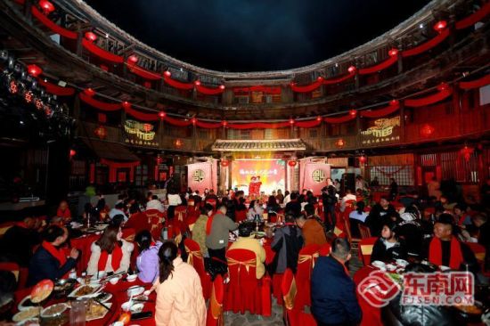 �Ͼ���¥Χ¯����