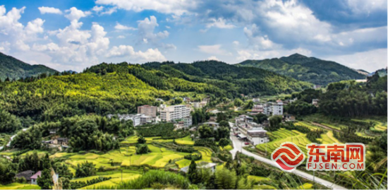 »´É½ÓëË®µ¾ÂÖ×÷·áÊÕÕÕÆ¬¡£ÊÜ·ÃÕß ¹©Í¼ »´É½ÓëË®µ¾ÂÖ×÷·áÊÕÕÕÆ¬¡£ÊÜ·ÃÕß ¹©Í¼