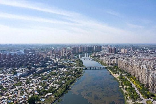 海城市城市风光。图/视觉中国 海城市城市风光。图/视觉中国