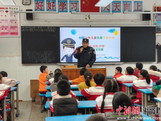 ����ǰ�����һ��