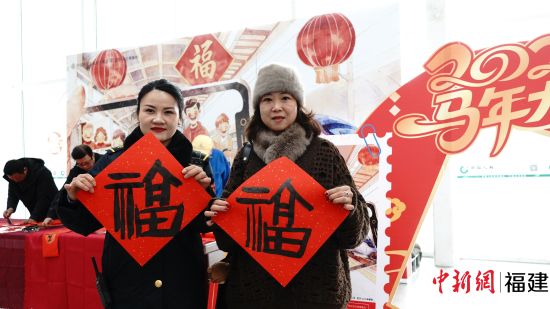 �����ÿͺ�����վ������Աչʾ�������֡������� ��