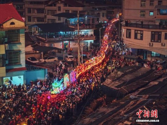 ͼΪǧ�����������ο���۽�����Ͱٽڡ�����������������ʢ���������� ��