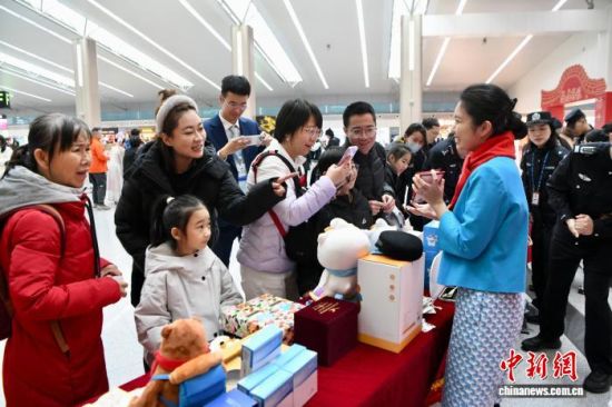 2��2�գ��ú�������Ա�ڸ��ݳ��ֹ��ʻ�����˿�������Ʒ����������� ������ ��