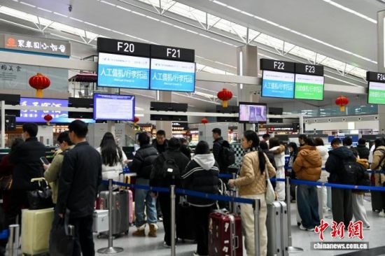 2��2�գ��˿��ڸ��ݳ��ֹ��ʻ���ֵ������������� ������ ��