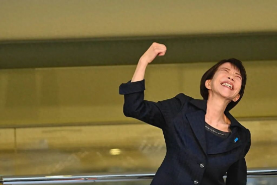 ����ʱ��1��31�գ��ձ����δ��أ�����������һ�ξ�ѡ�ݽ��л�ȭ��ͼ/�Ӿ��й�