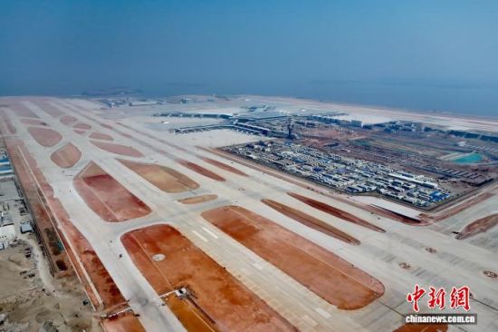 2��3�գ����к������ڽ����еĸ��������谲���ʻ�����(���˻���Ƭ)��������� ������ ��