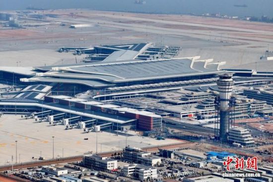 2��3�գ����к������ڽ����еĸ��������谲���ʻ�����(���˻���Ƭ)��������� ������ ��